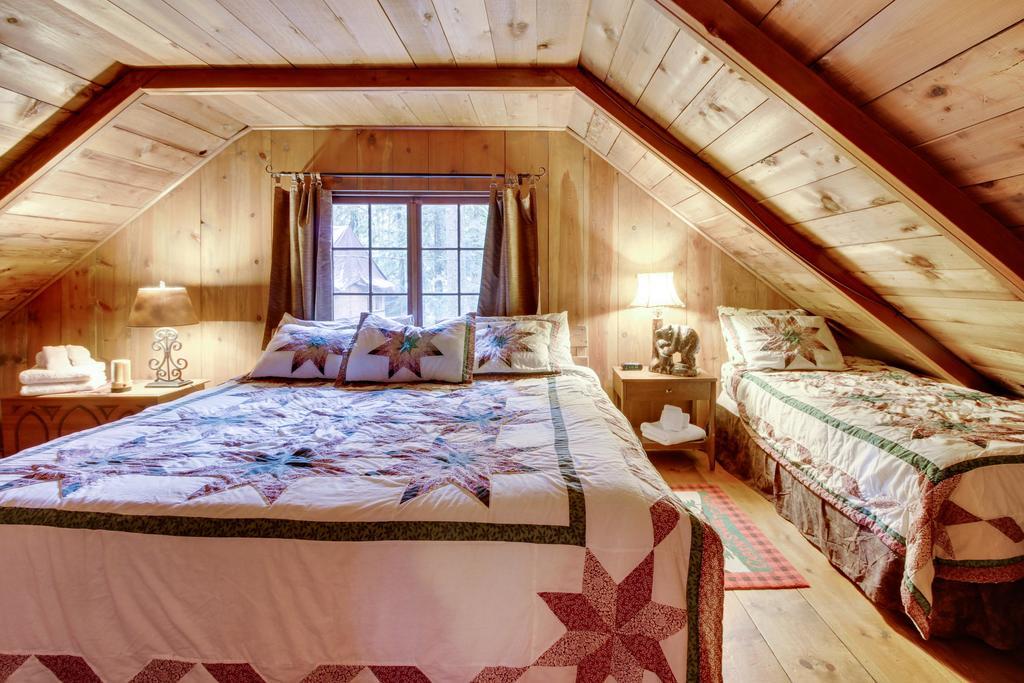 Zoe'S Log Cabin Welches Exteriör bild
